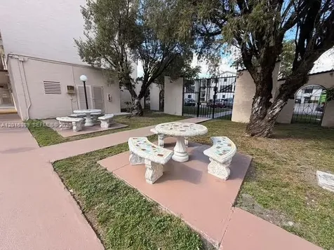1950 W 54th Street Hialeah FL 33012