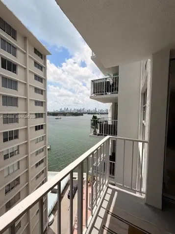1228 West Avenue Miami Beach FL 33139