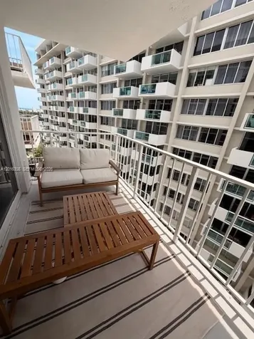1228 West Avenue Miami Beach FL 33139