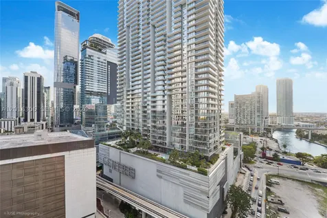 31 SE 6th Street Miami FL 33131