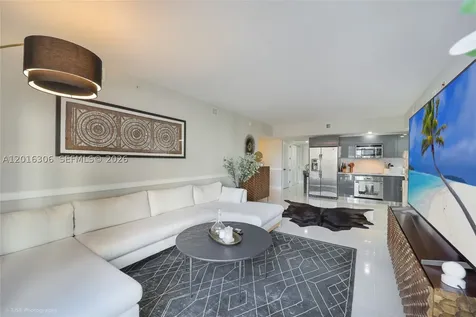 31 SE 6th Street Miami FL 33131