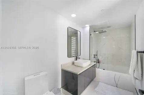 31 SE 6th Street Miami FL 33131