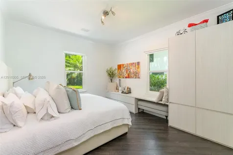 3610 S Douglas Road Miami FL 33133