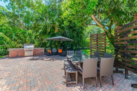 3610 S Douglas Road Miami FL 33133