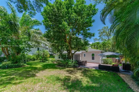 3610 S Douglas Road Miami FL 33133