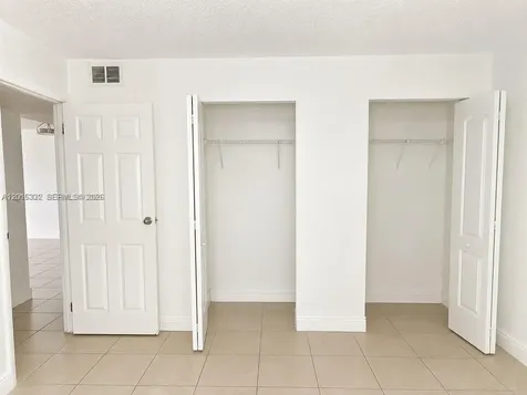 17911 NW 68th Avenue Hialeah FL 33015