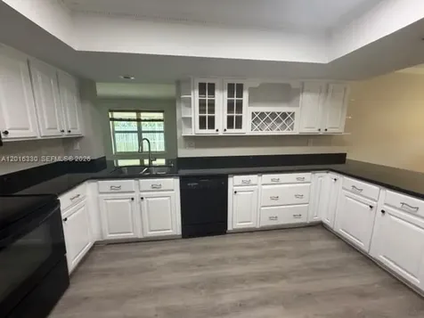 10524 NW 4th Street Plantation FL 33324