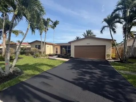 10524 NW 4th Street Plantation FL 33324