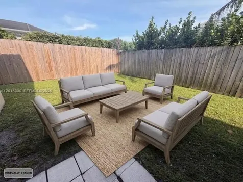 10524 NW 4th Street Plantation FL 33324