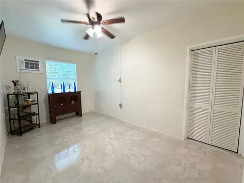 2711 Adams Street Hollywood FL 33020