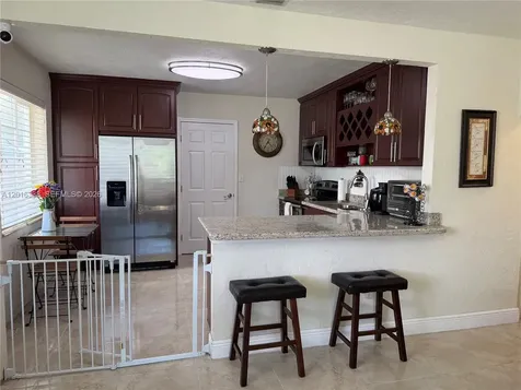 2711 Adams Street Hollywood FL 33020