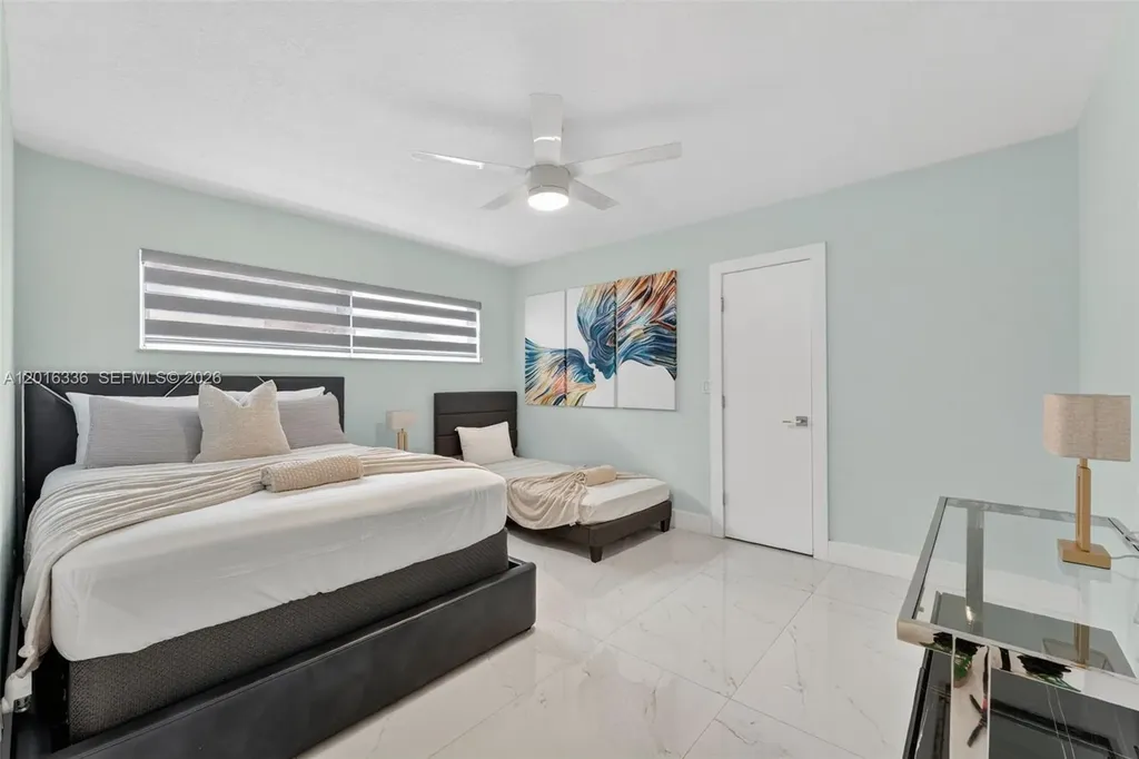2918 Cleveland Street Hollywood FL 33020