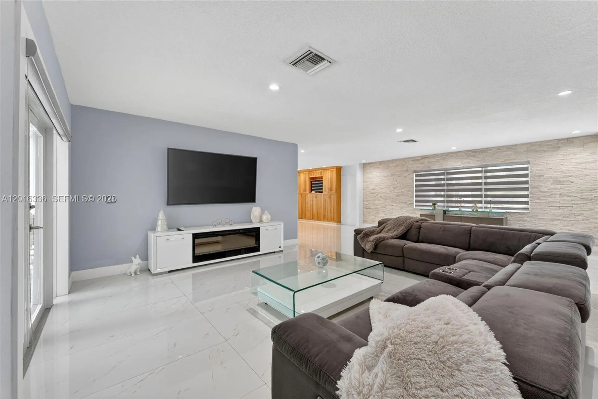 2918 Cleveland Street Hollywood FL 33020