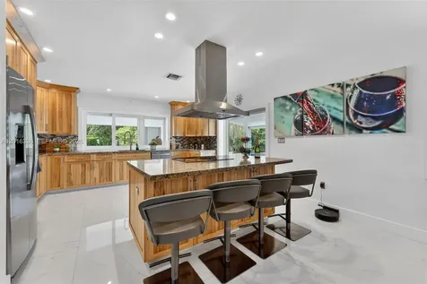 2918 Cleveland Street Hollywood FL 33020
