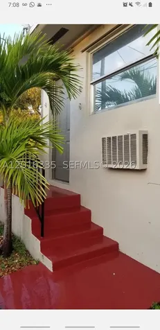 554 NE 68th Street Miami FL 33138