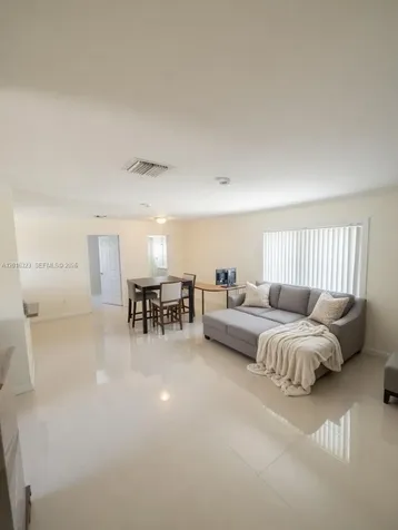 261 NE 40th Street Deerfield Beach FL 33064
