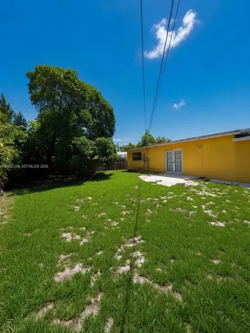 261 NE 40th Street Deerfield Beach FL 33064