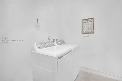 11568 SW 13th Lane Pembroke Pines FL 33025