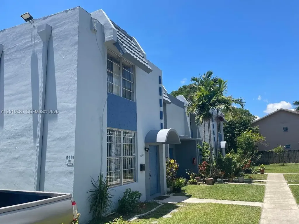14220 NE 3rd Court Miami FL 33161
