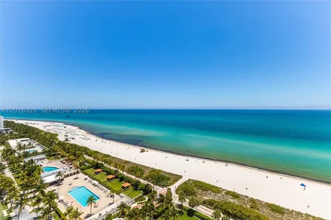 2555 Collins Avenue Miami Beach FL 33140
