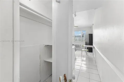 255 W 24th Street Miami Beach FL 33140