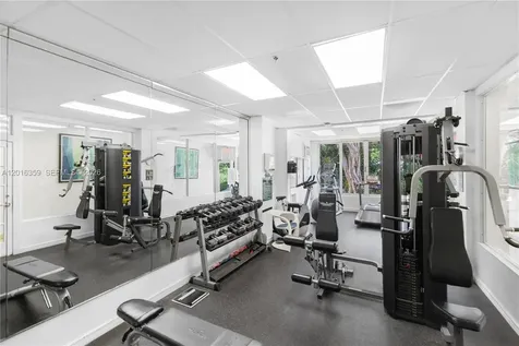 255 W 24th Street Miami Beach FL 33140