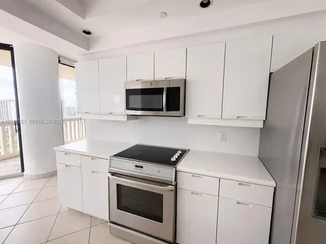 2000 Island Boulevard Aventura FL 33160