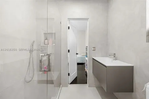 3420 Sheridan Avenue Miami Beach FL 33140