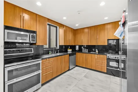 3420 Sheridan Avenue Miami Beach FL 33140