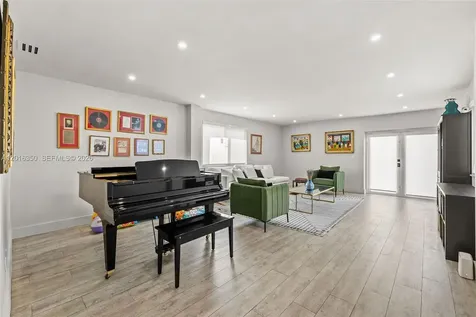 3420 Sheridan Avenue Miami Beach FL 33140