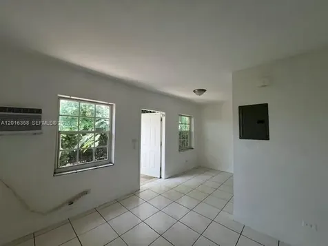 441 SW 10th Street Miami FL 33130