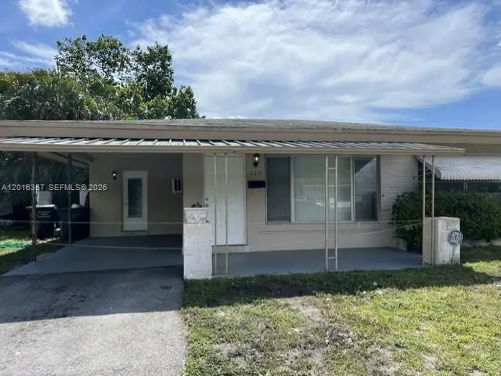 2201 N 57th Avenue Hollywood FL 33021