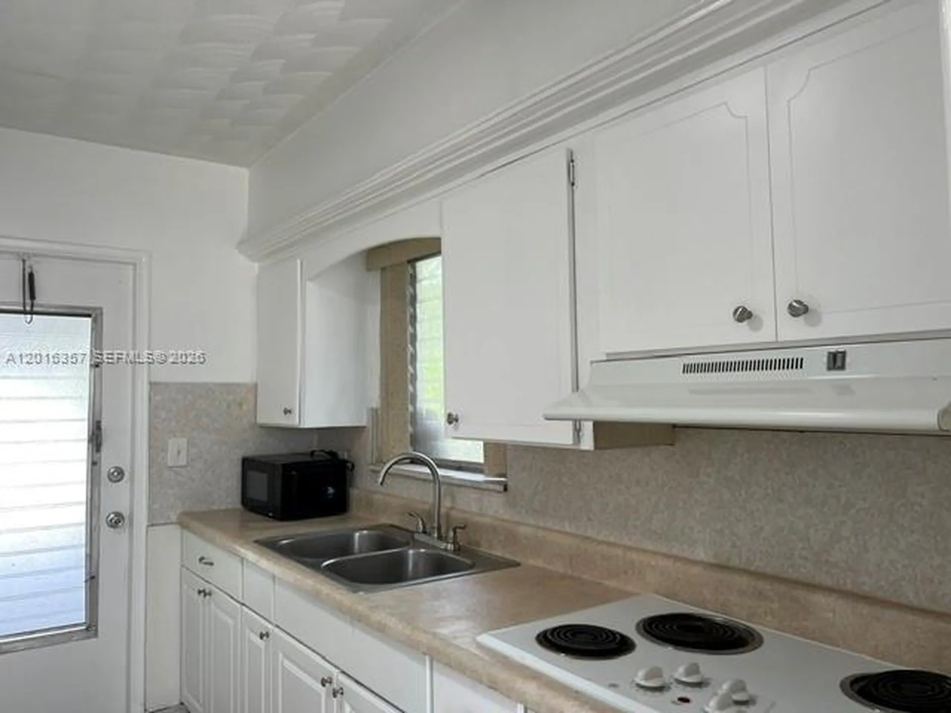 2201 N 57th Avenue Hollywood FL 33021