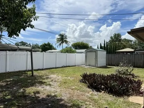 2201 N 57th Avenue Hollywood FL 33021