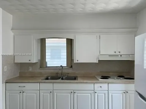 2201 N 57th Avenue Hollywood FL 33021