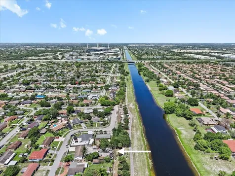 1031 NW 202nd Street Miami Gardens FL 33169
