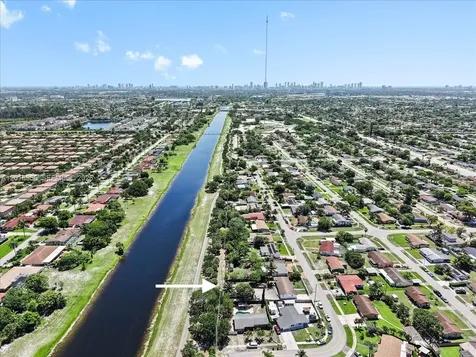 1031 NW 202nd Street Miami Gardens FL 33169