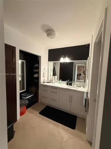 3701 N Country Club Drive Aventura FL 33180