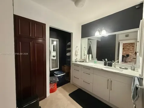 3701 N Country Club Drive Aventura FL 33180