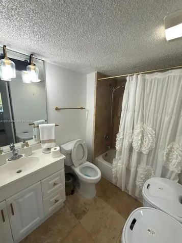 2160 SW 16th Avenue Miami FL 33145