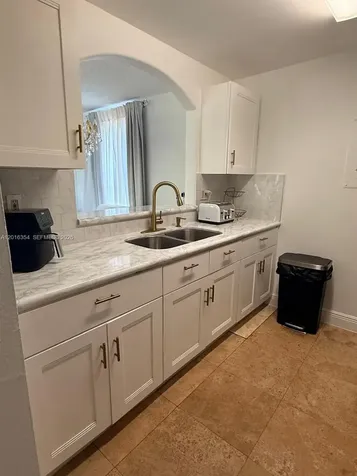 2160 SW 16th Avenue Miami FL 33145