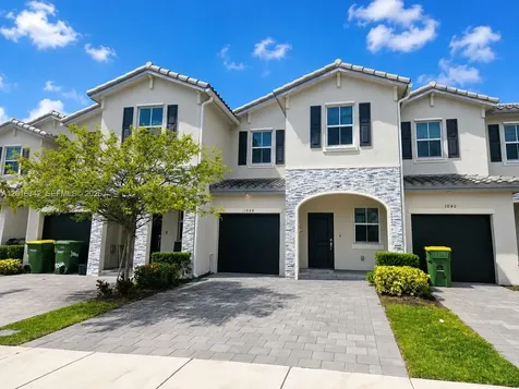 1050 SE 26th Terrace Homestead FL 33035