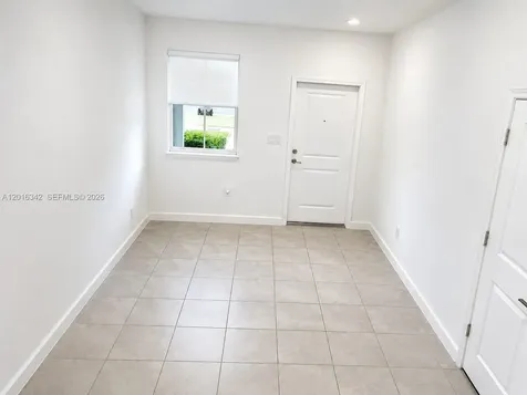 1050 SE 26th Terrace Homestead FL 33035