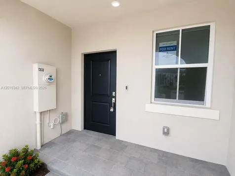 1050 SE 26th Terrace Homestead FL 33035