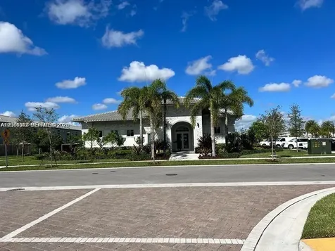 1050 SE 26th Terrace Homestead FL 33035