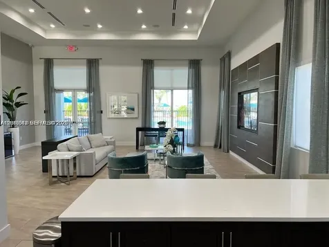 1050 SE 26th Terrace Homestead FL 33035