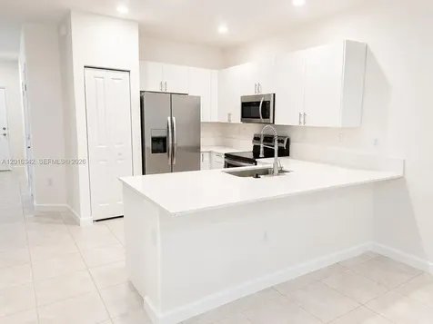 1050 SE 26th Terrace Homestead FL 33035