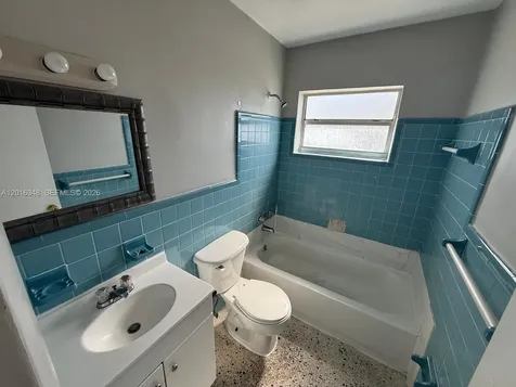 3045 NW 21st Court Miami FL 33142