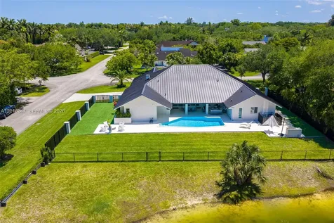 9201 SW 102nd Street Miami FL 33176