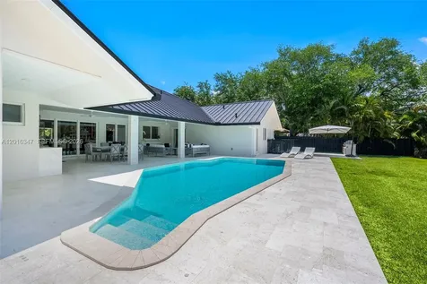 9201 SW 102nd Street Miami FL 33176